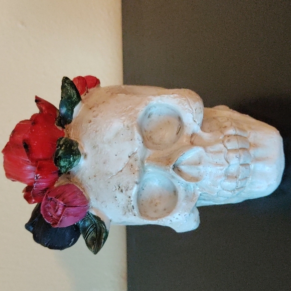 None Other - COPY - Skeleton Skull With Flowers Halloween Decor